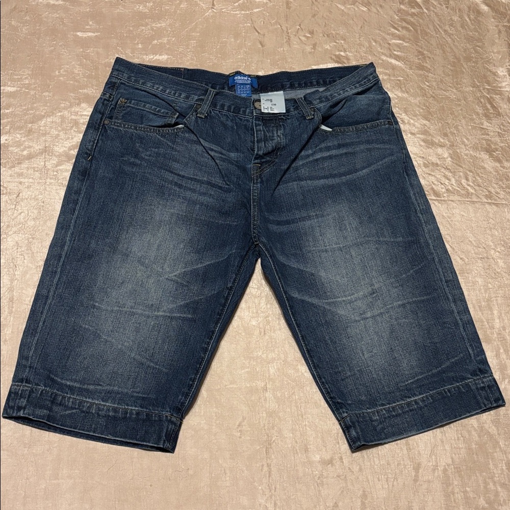 adidas originals blue Denim Shorts Size 36 Waist